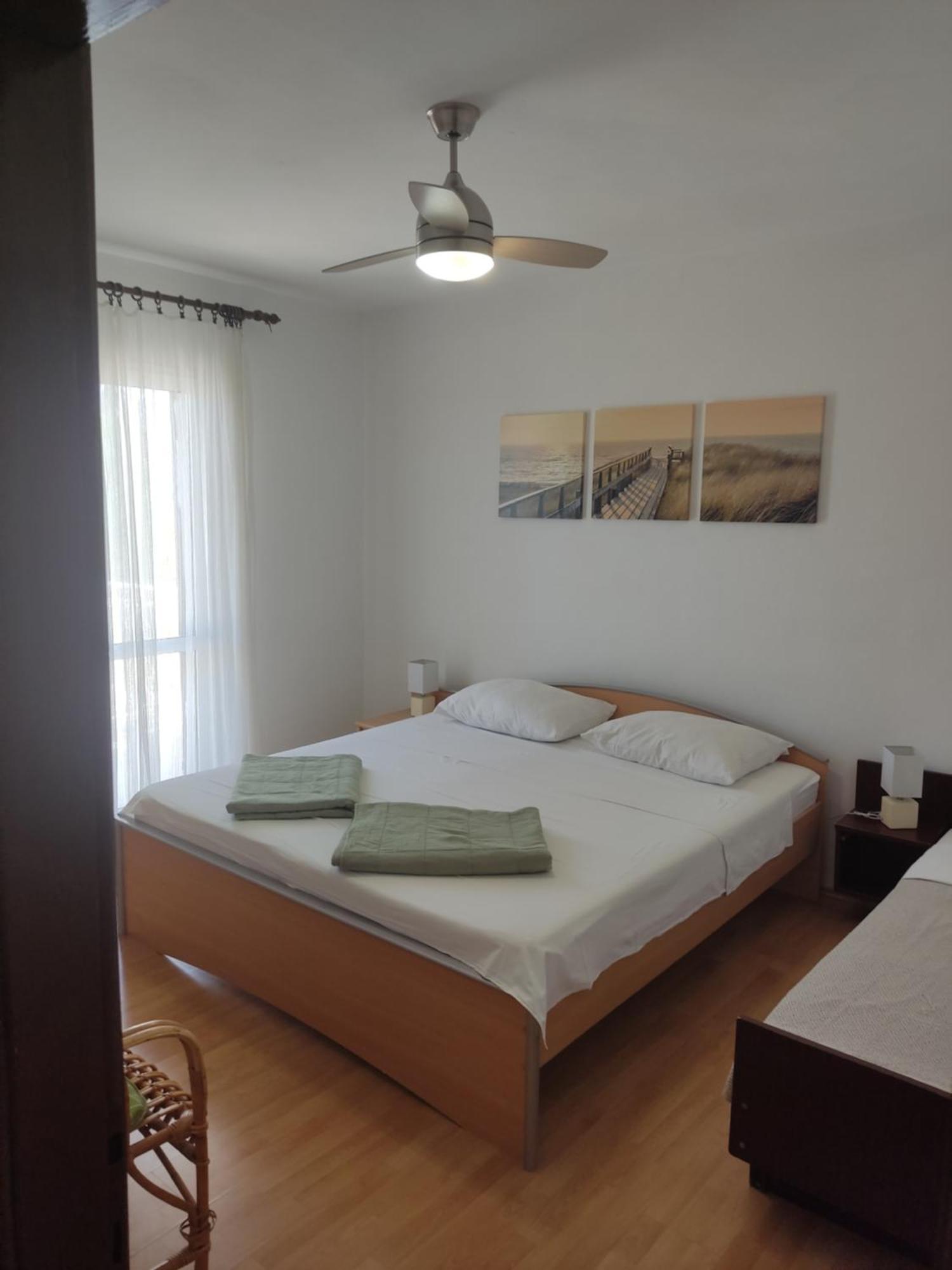 D&D Apartments Паг Екстериор снимка